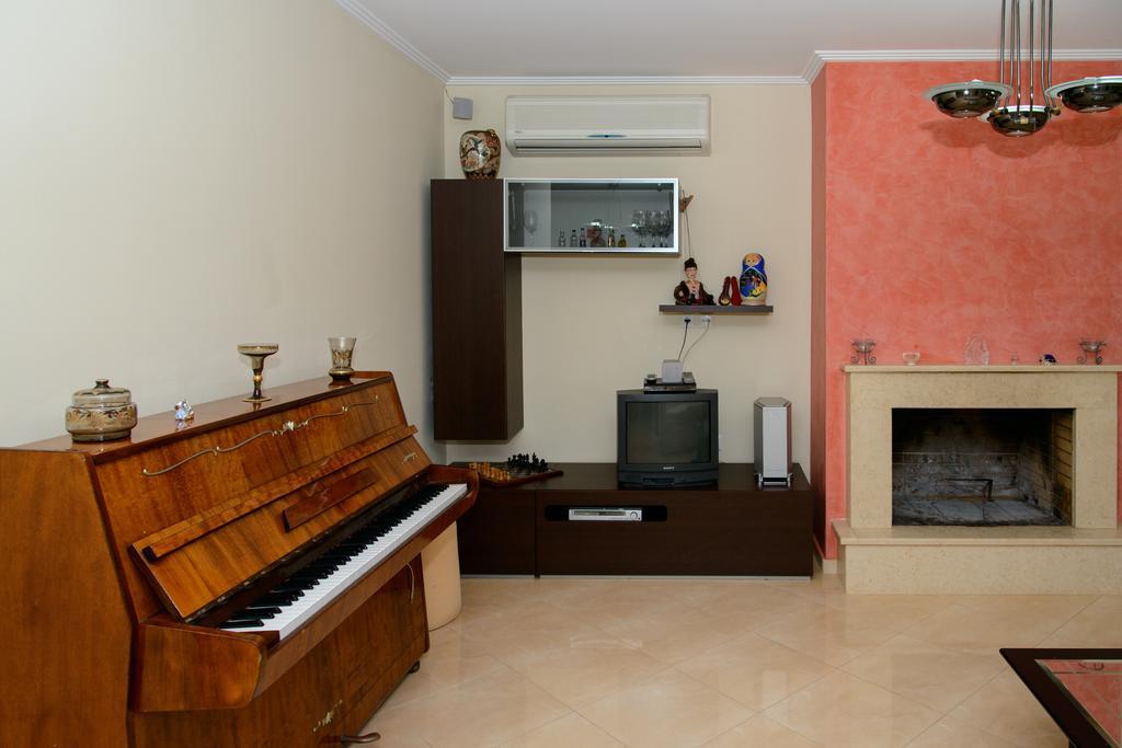Athenian Spiti Villa Артемида Екстериор снимка